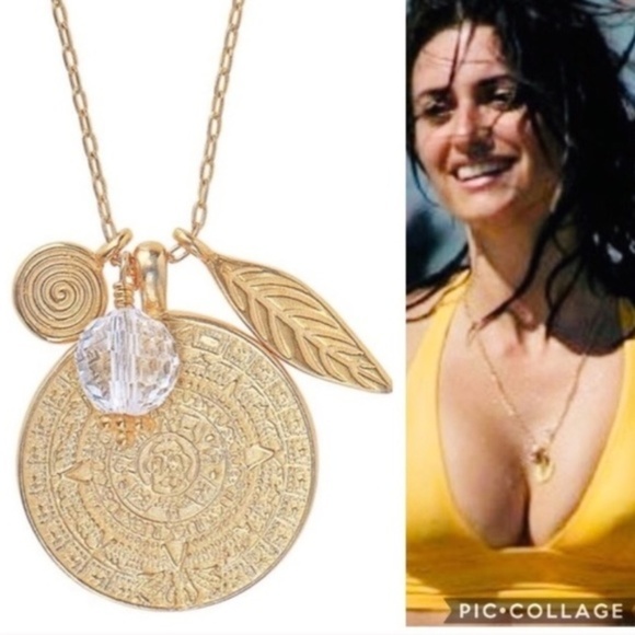 Stella & Dot | [Long Retired] Delicate Mixed Metal Penelope Coin Necklace - Picture 3 of 7